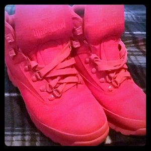 Tiberland boots all red